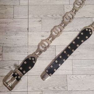 Women’s Hot Leathers Western Black Grunge Handcuff Accent Belt Size L